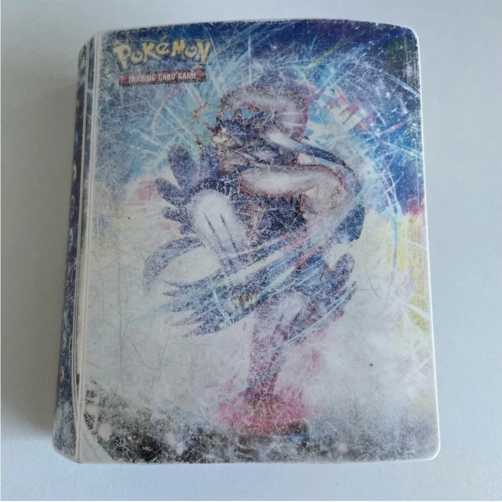 Pokémon Trading Cards Set of 3 Mew VMax | Lucario VStar | Eternatus V - Picture 10 of 13